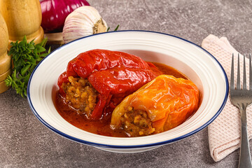 Stuffed bell pepper with meat