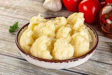 Vegan cuisine Steamed cauliflower cabbage