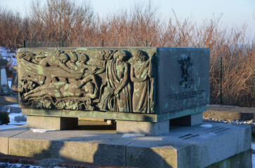 Tombeau du compositeur Albert Roussel au cimeti&egrave;re marin de Varengeville-sur-Mer