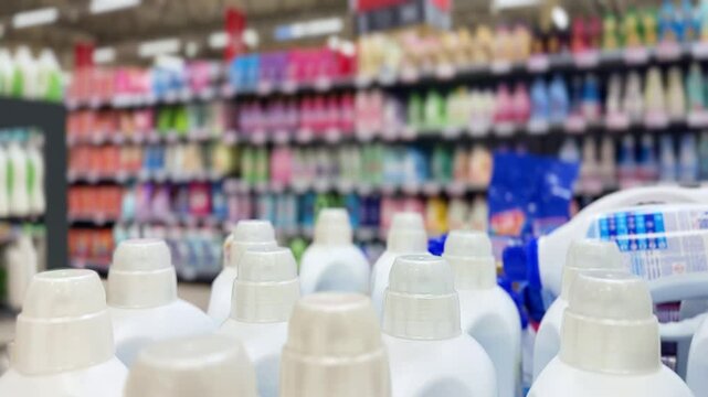 Choosing powdered and liquid detergents,laundry detergent