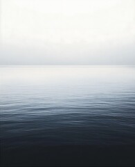 Obraz premium Serene Ocean Horizon Minimalist Seascape Photography