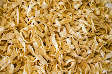 Lagane fresche, tradizionale pasta artigianale della cucina Campana, cibo italiano 