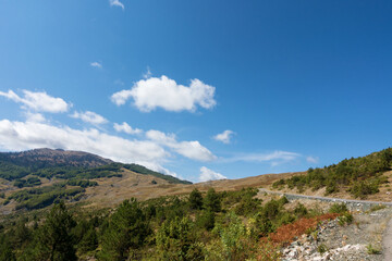 Naklejka premium Mountainous scenery and road in Valia Calda, Grevena, Greece