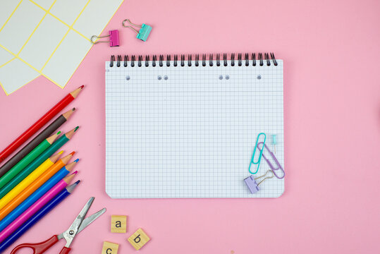 Discover Colorful Stationery Designed for Creative Planning and Inspired Organization