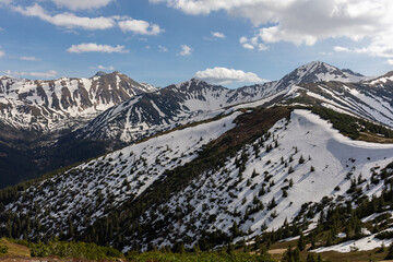 Fototapeta premium mountain landscape with snow in the Tatra Mountains, Poland