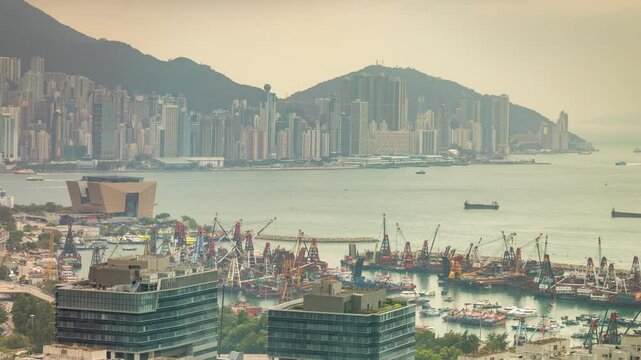  Hong Kong kowloon port and skyline