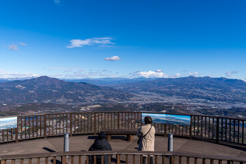 伊香保温泉にある見聞山から望む、赤城山・谷川岳の壮大なパノラマ