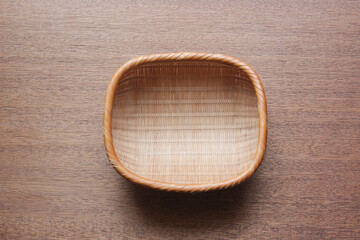 野菜や果物のかご（画像合成用）