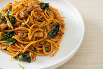Stir Fried Spaghetti with Clam and Chilli Paste
