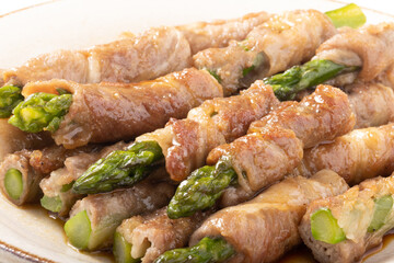 アスパラガス肉巻き