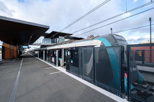 Platform of Sydenham Station of Metro North West and Bankstown Line of Sydney Metro in SYDNEY, NEW SOUTH WALES, AUSTRALIA on 12 SEP 2024