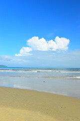 My Khe beach is a beautiful beach in Danang city, Vietnam. My Khe Beach is in Top 6 beautiful beach in the World By Forbes Magazine. 12.7.22
