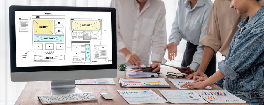 Website design software provide brisk template for online retail business and e-commerce