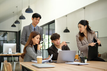 The team met in the agency to discuss the project and teamwork.