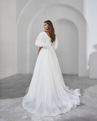 Elegant Bridal Gown with Puffy Sleeves