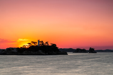 Fototapeta premium 5月の七ヶ浜代ケ崎浜