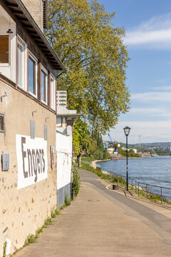 Fu&szlig;g&auml;ngerweg in Engers