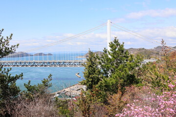 春の瀬戸大橋と青空