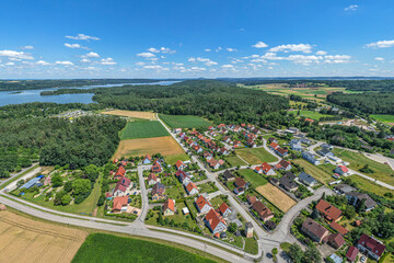 Sommerlicher Ausblick auf Altmühlfranken bei Pfofeld-Langlau am Brombachsee