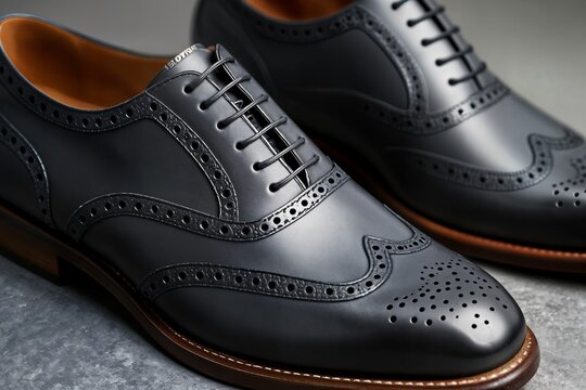 photo of polished black leather shoes concept photo du concept de chaussures en cuir noir poli foto de concepto de zapatos de cuero negro pulido ayakkabı kundura