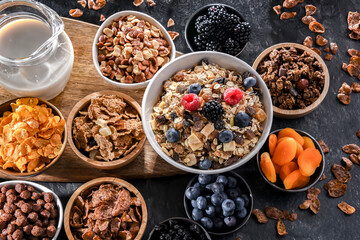 Breakfast cereal products and fresh fruits