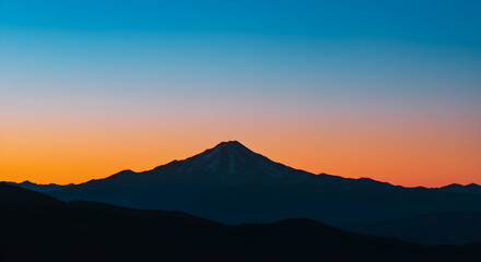Obraz premium Mountain Silhouette at Sunset