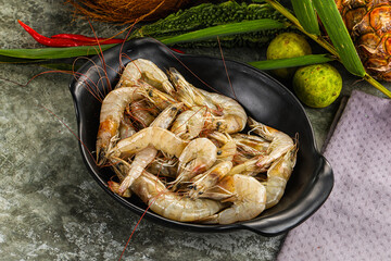 Raw fresh prawn for cooking