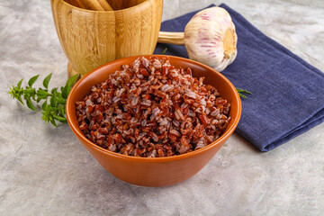 Red steamed rubine rice garnish