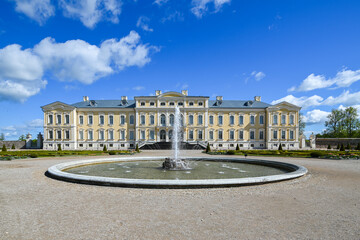 rundale palace latvia