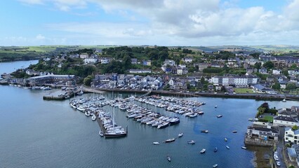 survol de la baie de Kinsale en Irlande près de Cork