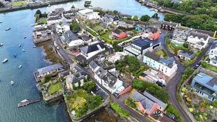 survol de la baie de Kinsale en Irlande près de Cork
