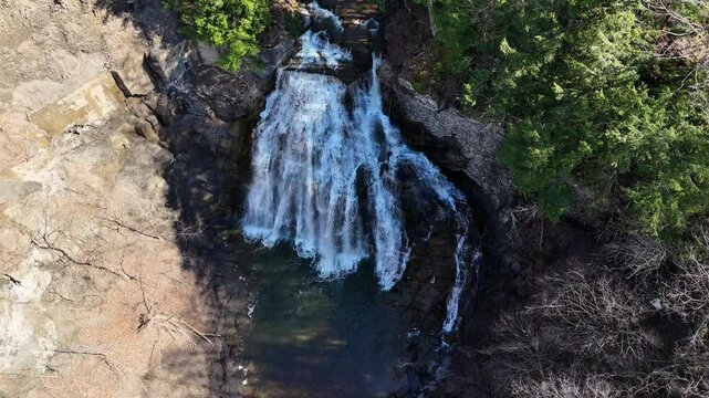 Delphi Falls - In Motion