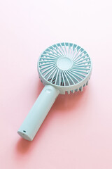 ハンディファン　携帯扇風機