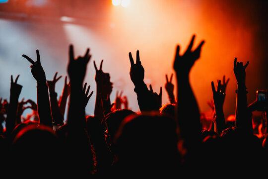 people dancing in the nightclub