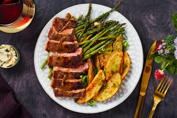 grilled steak with vegetables