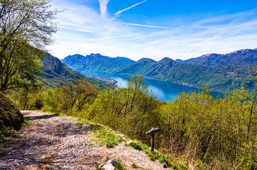 Panorama of Lake Como photographed from Ortanella, showing Bellagio, Balbianello, the Lecco and Como shores of the lake and the mountains above.