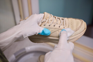 Cleaning Sneakers A Comprehensive Step-by-step Maintenance Guide for Optimal Care