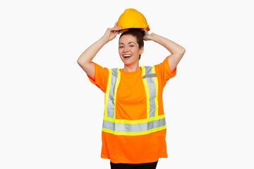 Femme dans la construction avec gilet de sécurité 