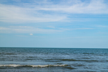 Plakat Panorama sea view wide horizon beautiful nature ocean wave and blue sky background in day time