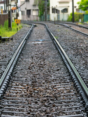 Naklejka premium 雨に濡れた鉄道の線路