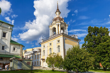 Naklejka premium Bell tower of the Znamensky Monastery in Moscow
