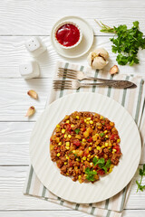ground beef stew of potatoes and chopped tomatoes