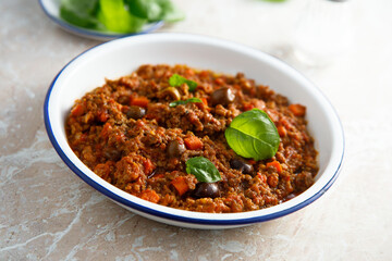 Minced beef ragout with olives