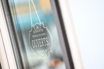 commerce magasin ouvert