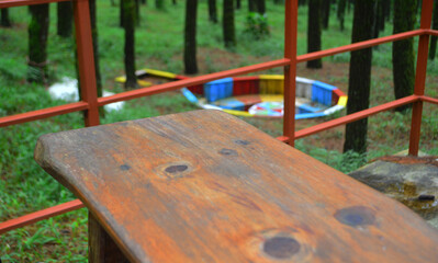 Tree Table wooden Podium for display
Empty tree trunk for display montages
Natural product placement pedestal stand