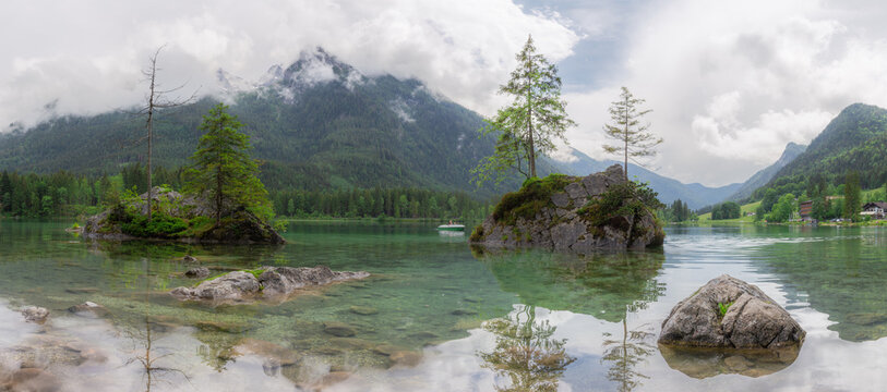 Fototapeta View of Hintersee lake in Berchtesgaden National Park Bavarian Alps, Germany