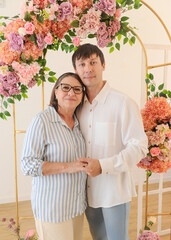 filho e mãe juntos celebrando o dia das mães 