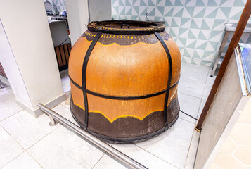 Large gas heated tandoor oven for making traditional asian flat bread
