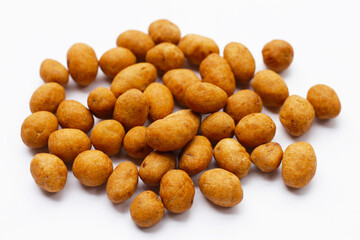 Coconut cream coated peanuts snack