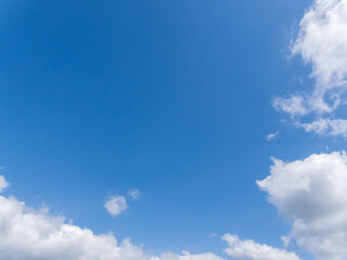 5月　昼の青空と雲22